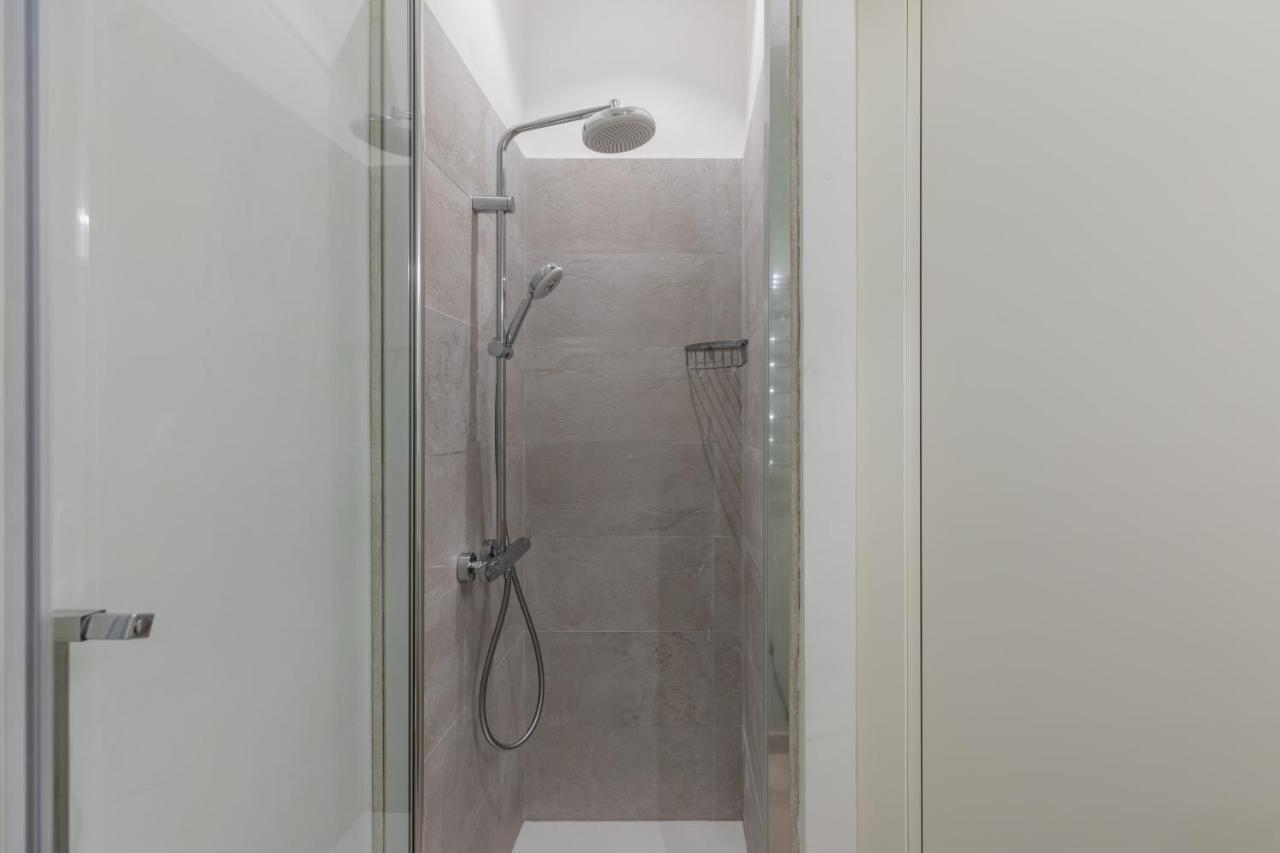 Iflat Modern Apartment In The Monti Area Roma Esterno foto